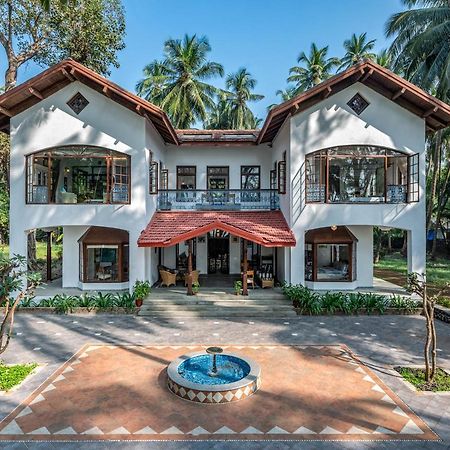 SaffronStays Thalassea, Alibaug Alībāg Exteriör bild
